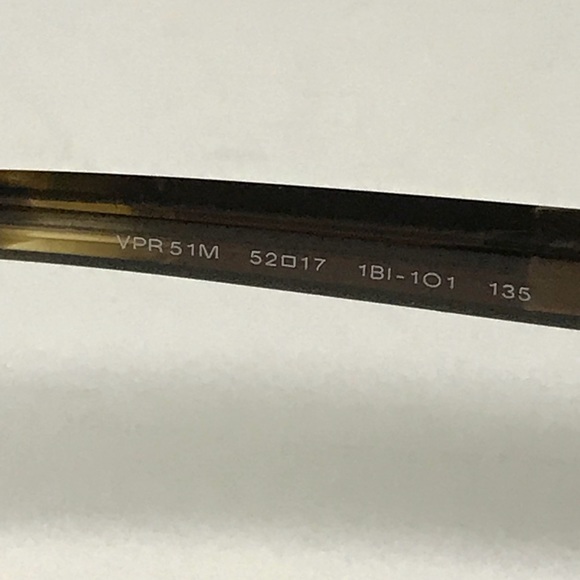 Prada glasses with designer case - Picture 5 of 8